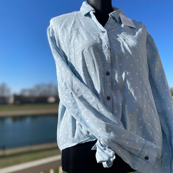 blue and white poka dot button down by beachlunchlounge with tag - Picture 3 of 9